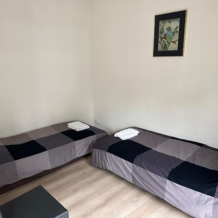 3 Bedroom Apartment In City Center With Balcony View Брюксел Екстериор снимка